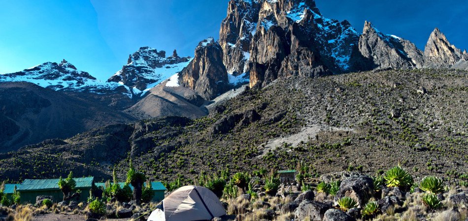 6 Days Mt kenya Climbing: up Sirimon down Chogoria